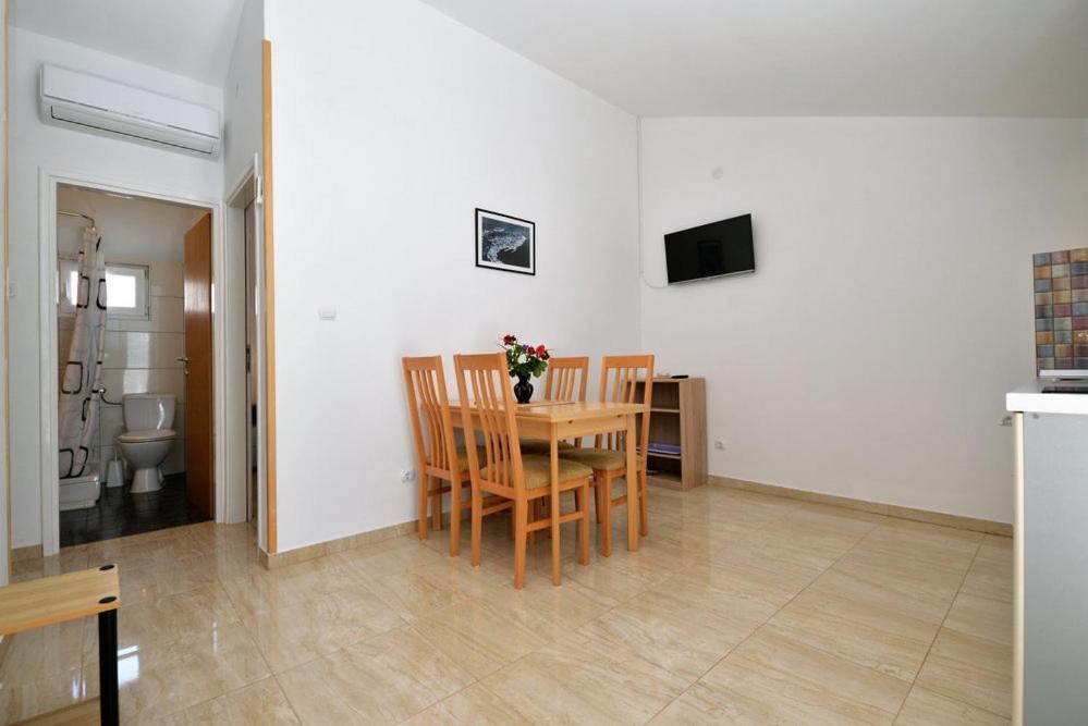 Apartments Viola Betina  Room photo